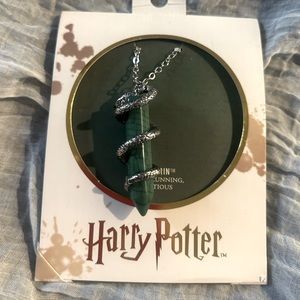 Harry Potter slytherin crystal necklace